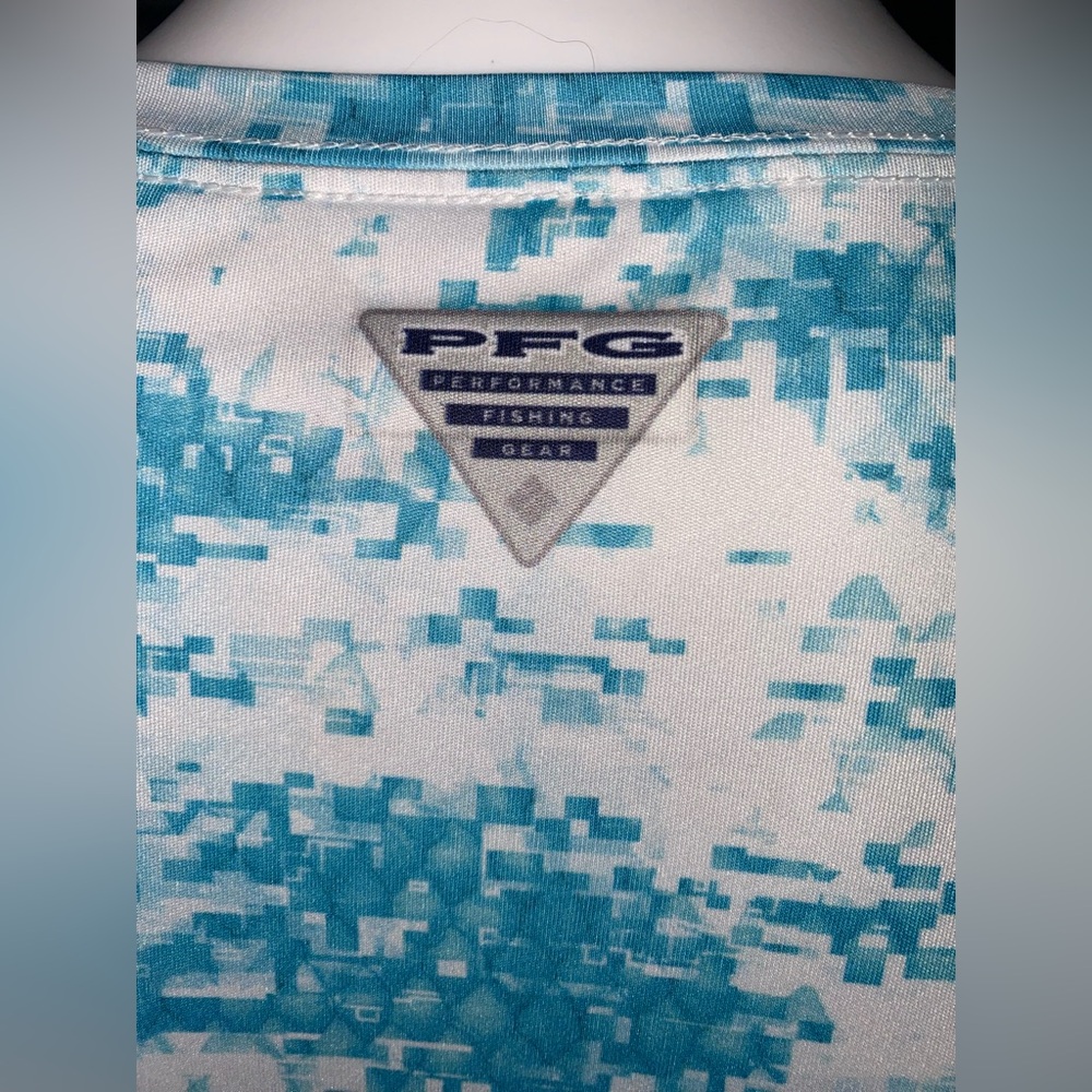 Columbia PFG Performance Fishing Shirt Men’s XXL Blue Camo Long Sleeve - Picture 4 of 6